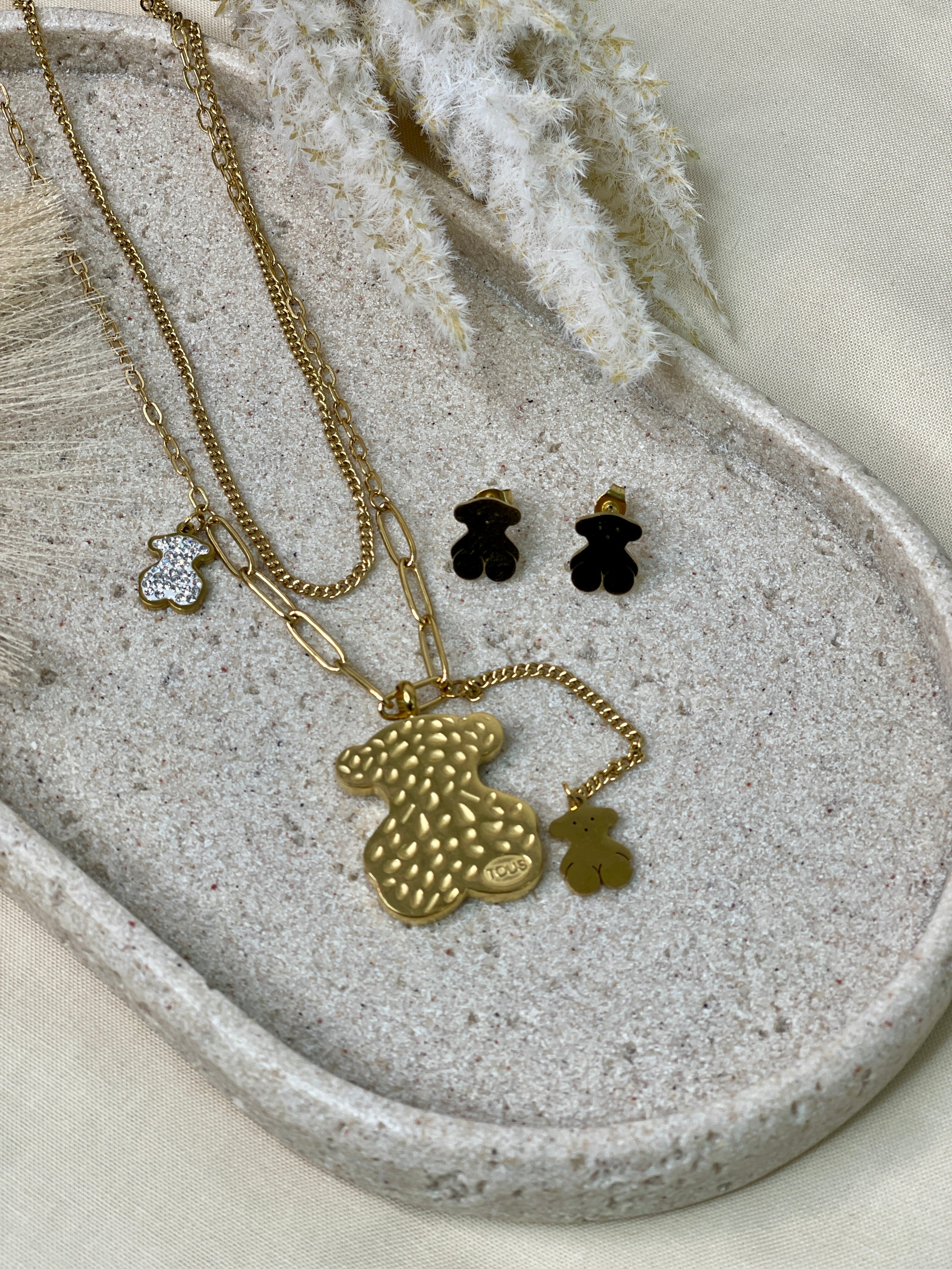 gold-bear-pendant-necklace-earrings-set